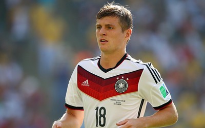 派亿体育热评-佐默宣布退出国家队震惊足坛